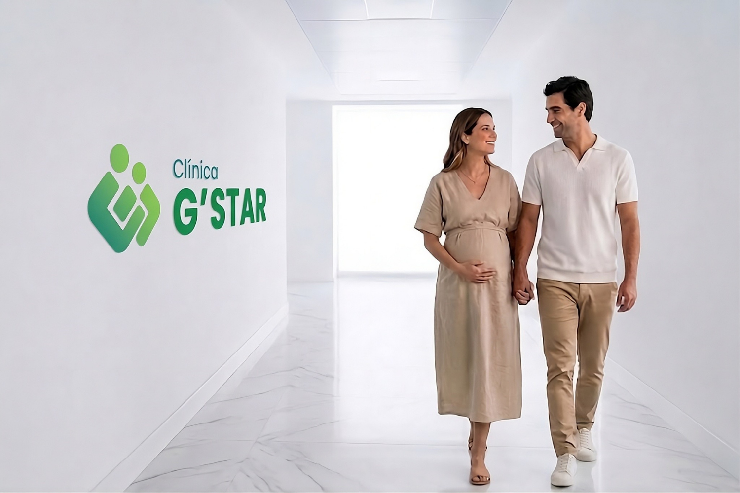 Pasillo de clínica con pareja de GSTAR